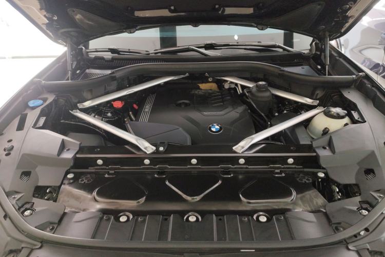 Used BMW X5 2021 Restyled xDrive30i M Sport Package Engine Bay
