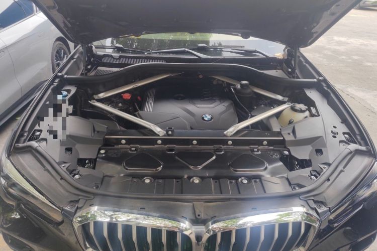 Used BMW X5 2021 xDrive30i M Sport Package Engine Bay