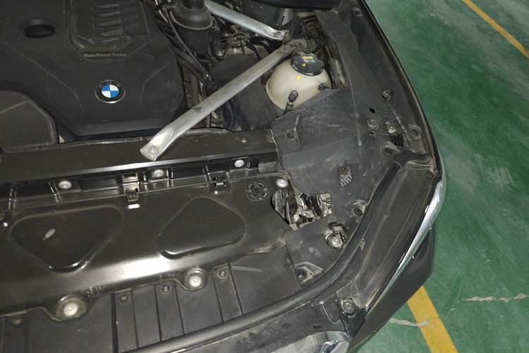 Used BMW X5 2021 Restyled xDrive30i M Sport Package Engine Bay Left