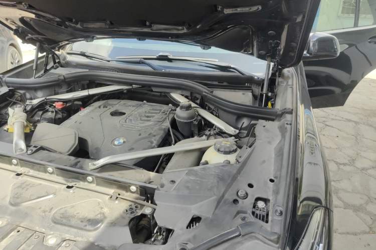 Used BMW X5 2021 Restyled xDrive30i M Sport Package Engine Bay Left