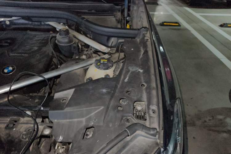Used BMW X5 2021 Restyled xDrive30i M Sport Package Engine Bay Left
