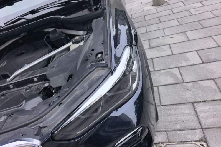 Used BMW X5 2021 xDrive30i M Sport Package Engine Bay Left