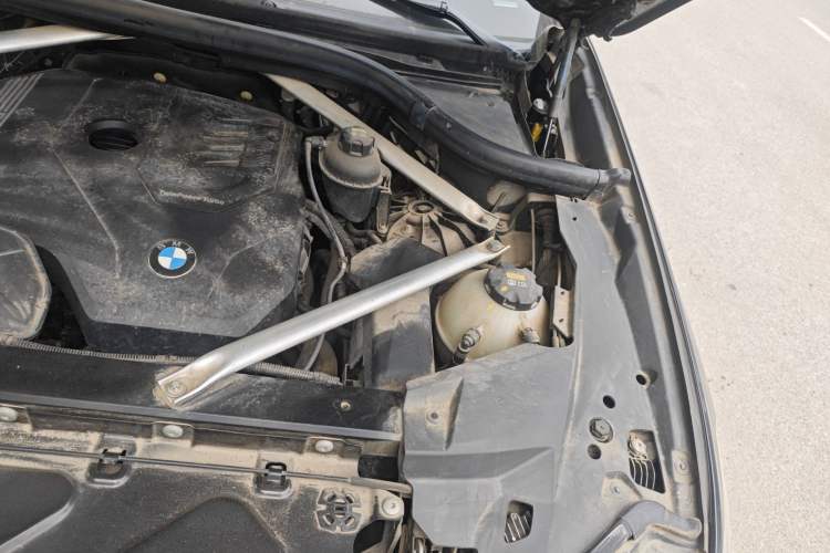 Used BMW X5 2021 xDrive30i M Sport Package Engine Bay Left