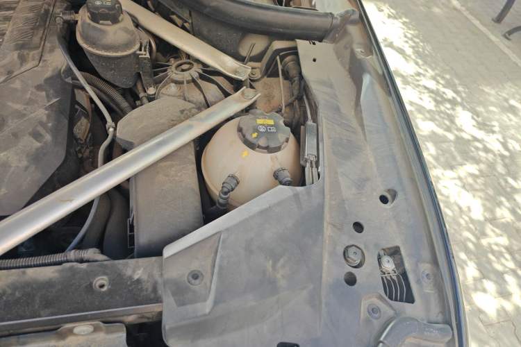 Used BMW X5 2021 xDrive30i M Sport Package Engine Bay Left