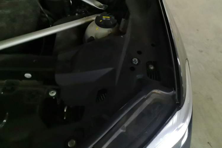 Used BMW X5 2021 Restyled xDrive30i M Sport Package Engine Bay Left