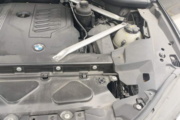 Used BMW X5 2021 Restyled xDrive40i Luxury Version M Sport Package Engine Bay Left