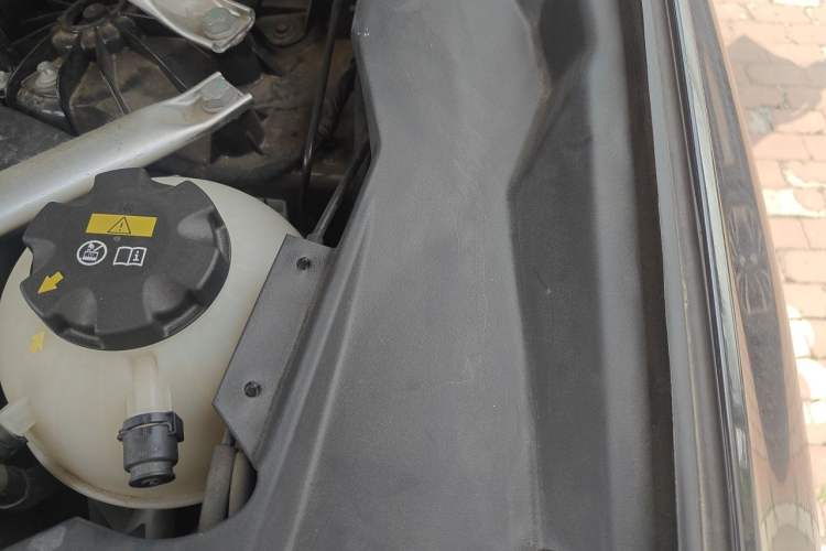 Used BMW X5 2021 Restyled xDrive40i M Sport Package Engine Bay Left