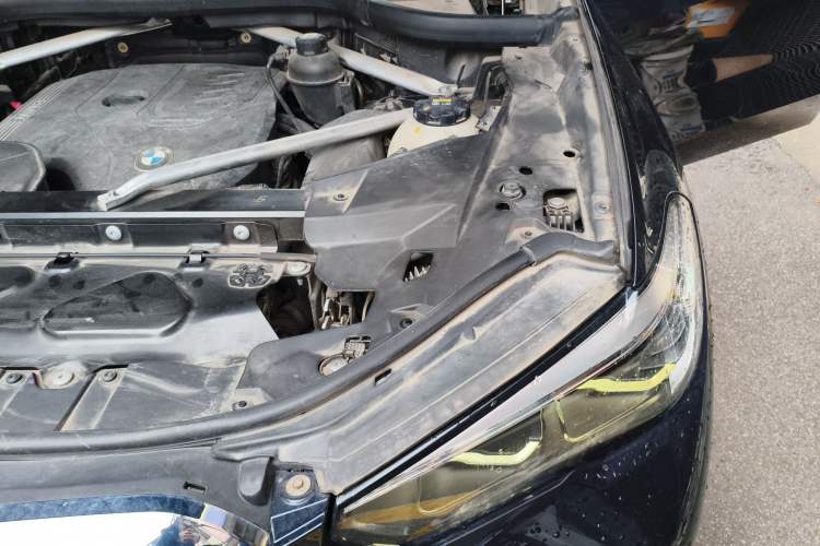 Used BMW X5 2021 Restyled xDrive30i M Sport Package Engine Bay Left