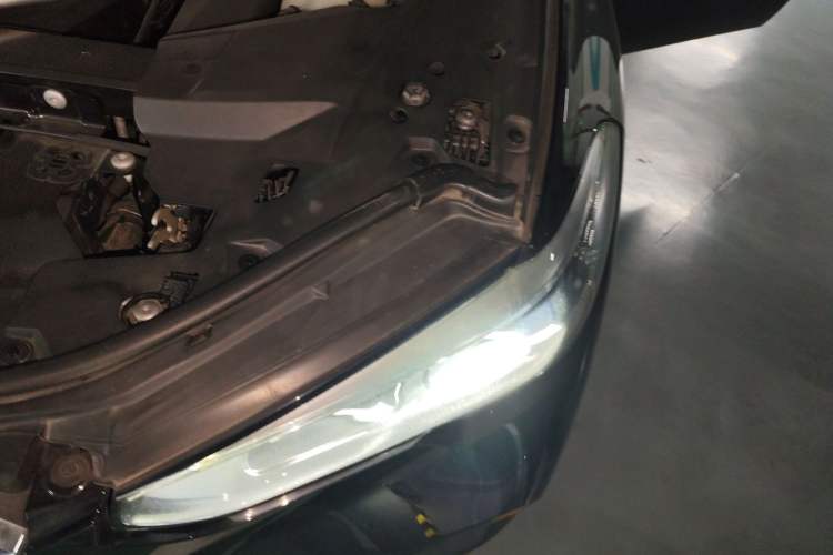 Used BMW X5 2021 xDrive30i M Sport Package Engine Bay Left