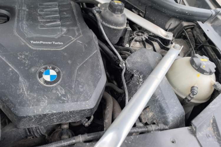 Used BMW X5 2021 xDrive30i M Sport Package Engine Bay Left