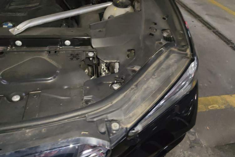Used BMW X5 2021 Restyled xDrive40i M Sport Package Engine Bay Left