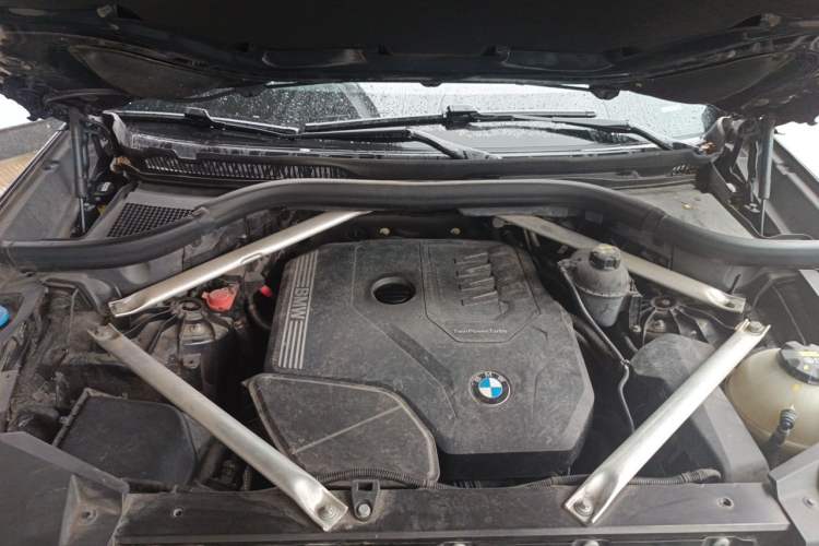 Used BMW X5 2021 Restyled xDrive30i M Sport Package Engine Bay