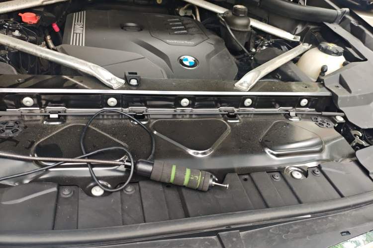 Used BMW X5 2021 xDrive30i M Sport Package Engine Bay