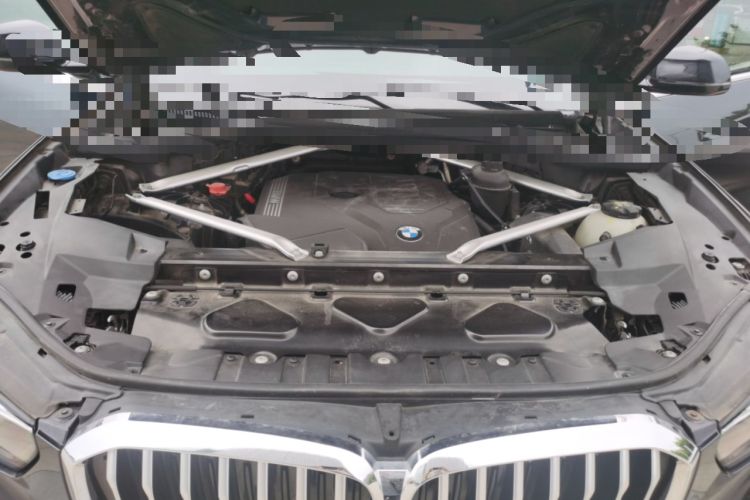 Used BMW X5 2021 Restyled xDrive30i M Sport Package Engine Bay
