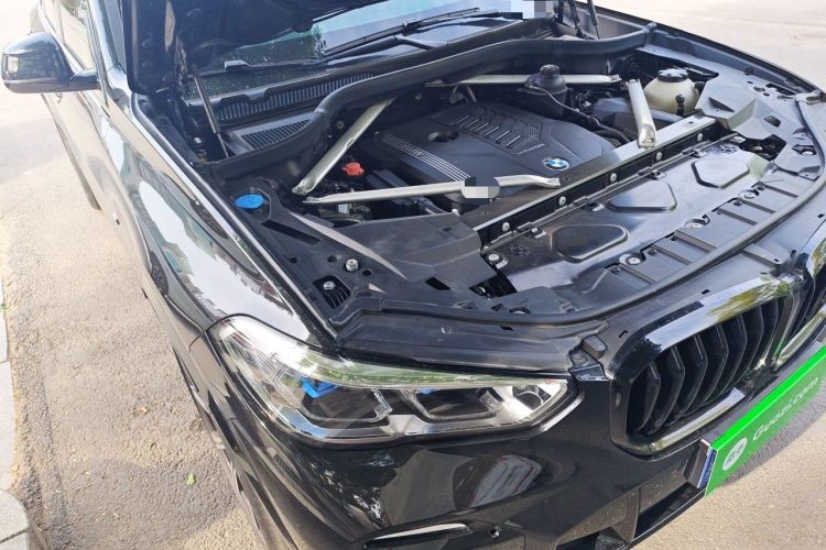 Used BMW X5 2021 xDrive40i M Sport Package Engine Bay Right
