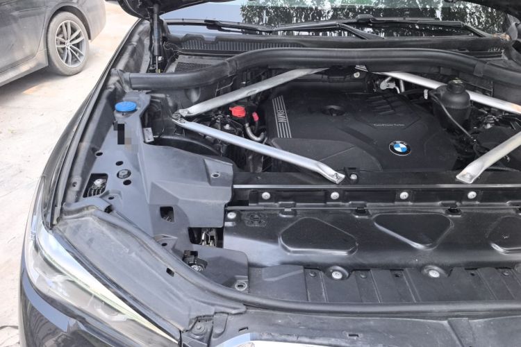 Used BMW X5 2021 Restyled xDrive30i M Sport Package Engine Bay Right