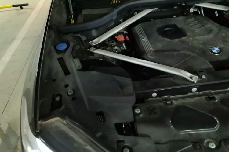 Used BMW X5 2021 Restyled xDrive30i M Sport Package Engine Bay Right