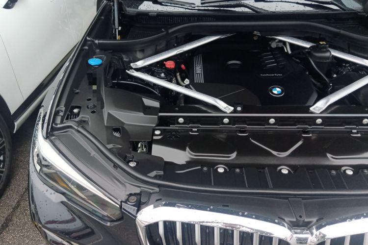 Used BMW X5 2021 Restyled xDrive30i M Sport Package Engine Bay Right