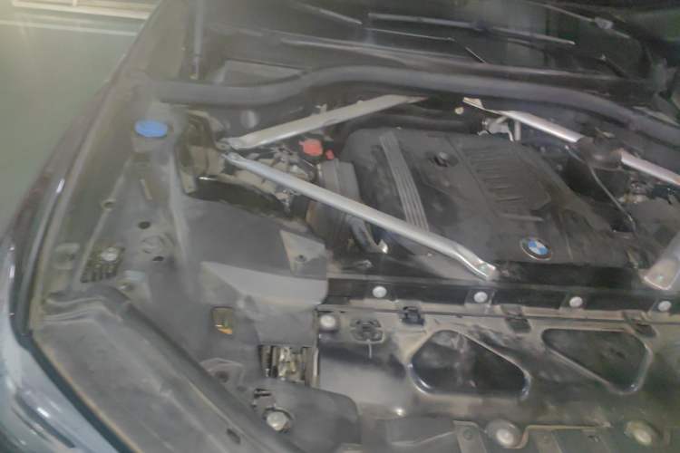 Used BMW X5 2021 Restyled xDrive40i M Sport Package Engine Bay Right