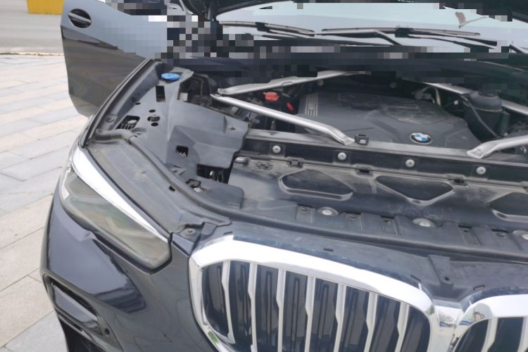 Used BMW X5 2021 Restyled xDrive30i M Sport Package Engine Bay Right