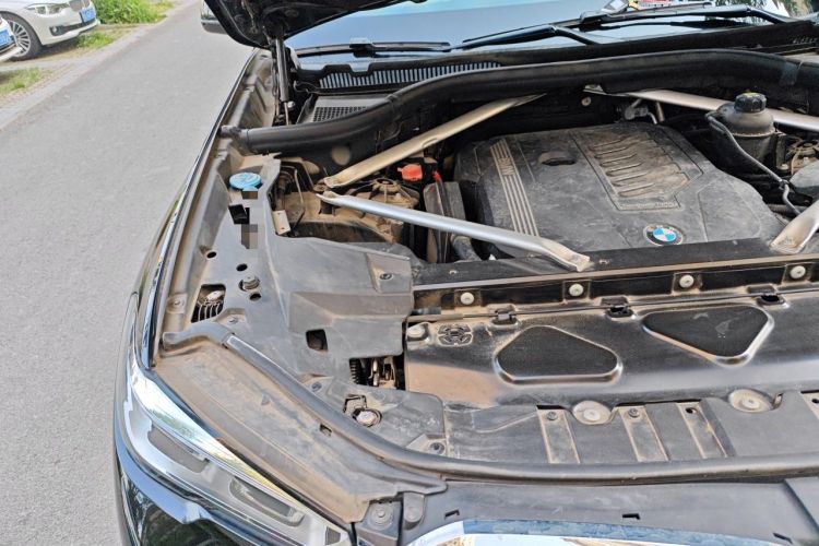 Used BMW X5 2021 Restyled xDrive40i M Sport Package Engine Bay Right