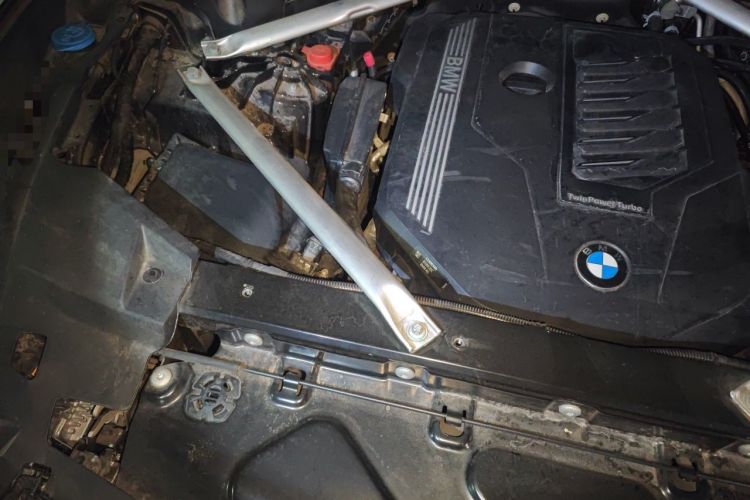 Used BMW X5  Engine Bay Right