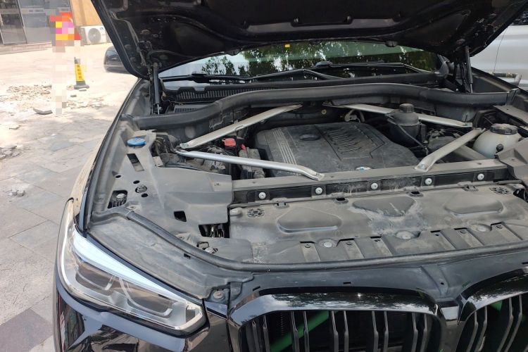 Used BMW X5 2021 Restyled xDrive40i M Sport Package Engine Bay Right