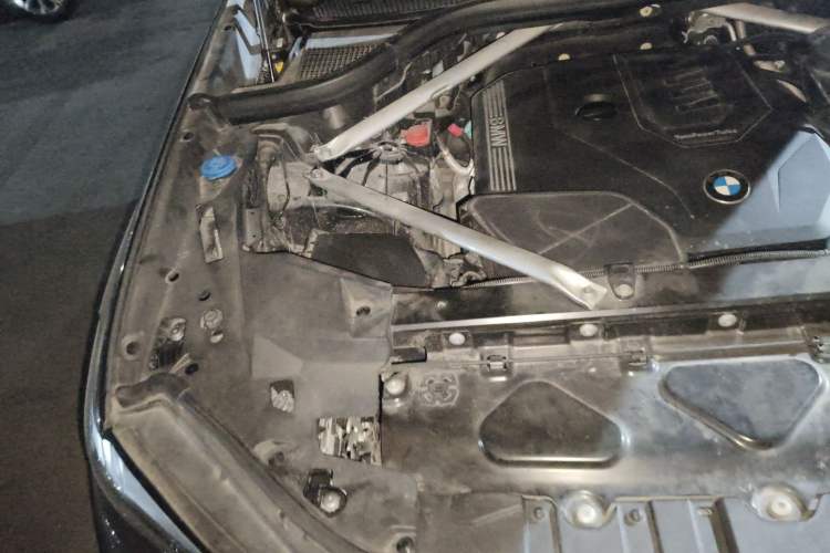 Used BMW X5 2021 Restyled xDrive30i M Sport Package Engine Bay Right