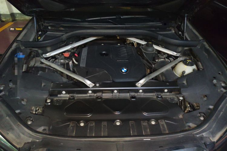 Used BMW X5 2021 xDrive30i M Sport Package Engine Bay