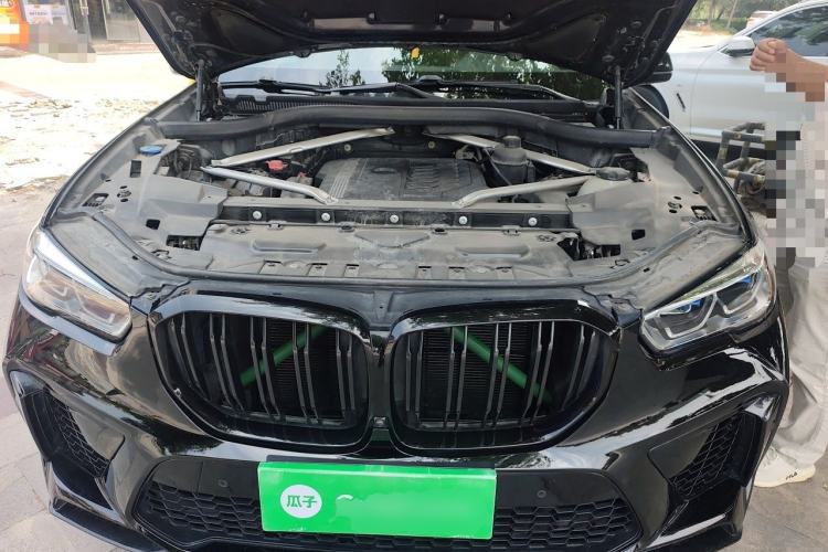 Used BMW X5 2021 Restyled xDrive40i M Sport Package Engine Bay