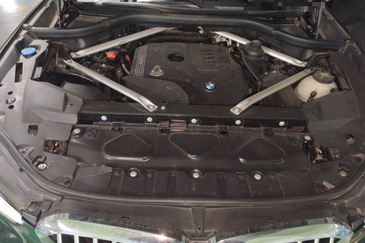 Used BMW X5 2021 xDrive30i M Sport Package Engine Bay