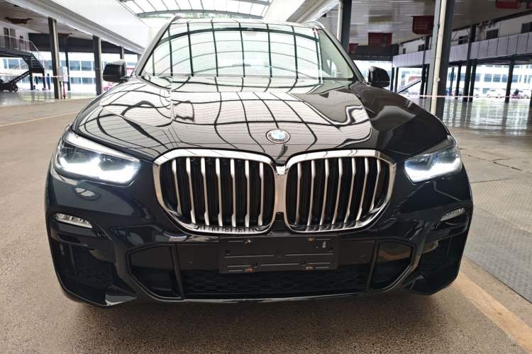 Used BMW X5 2021 Restyled xDrive30i M Sport Package Exterior 1