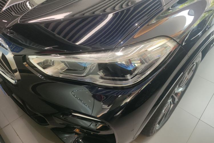 Used BMW X5 2021 xDrive40i M Sport Package Exterior 1