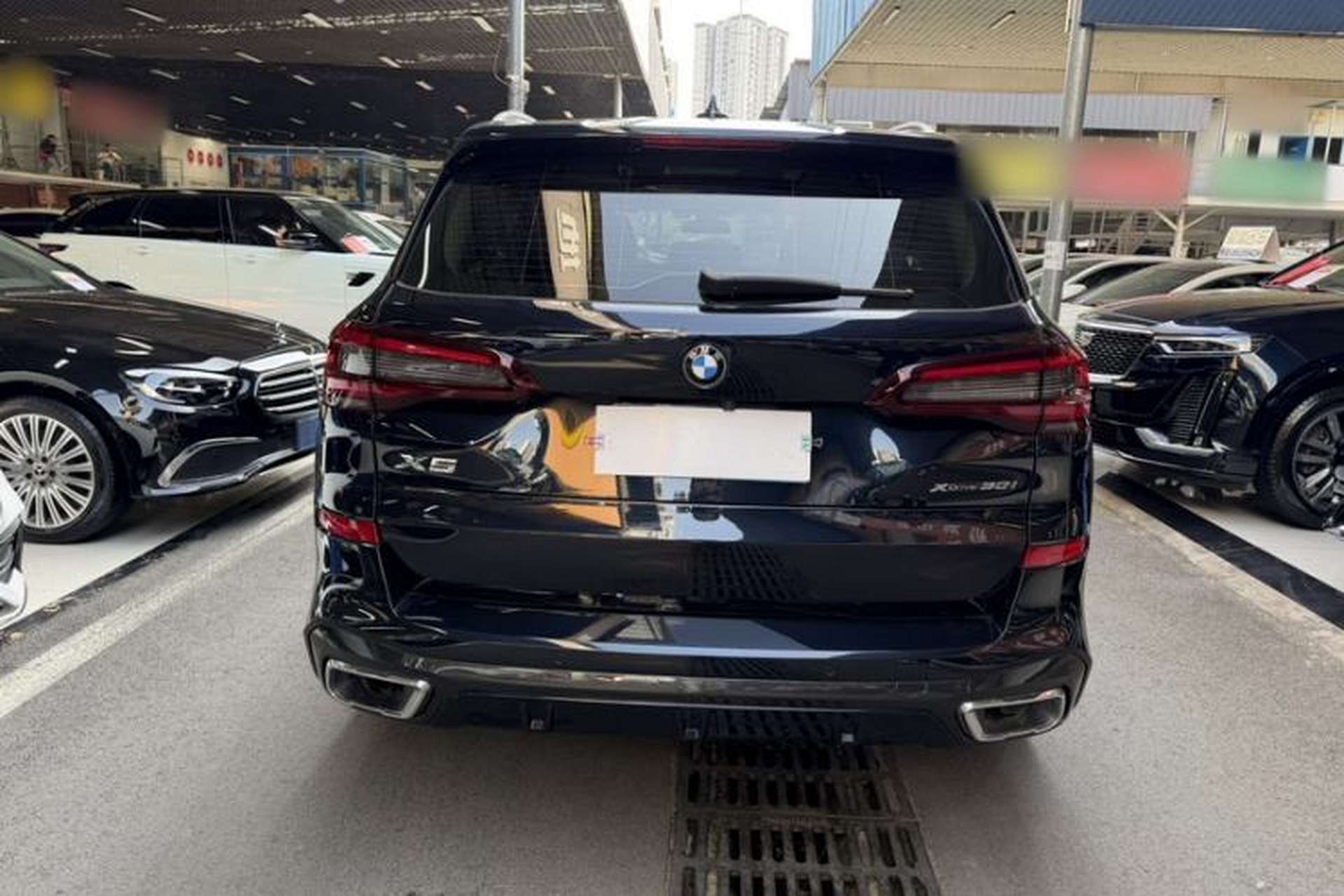 Used BMW X5 2021 xDrive30i M Sport Package Exterior 1