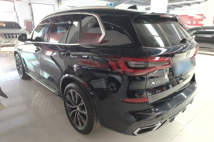 Used BMW X5 2021 xDrive40i M Sport Package Exterior 2