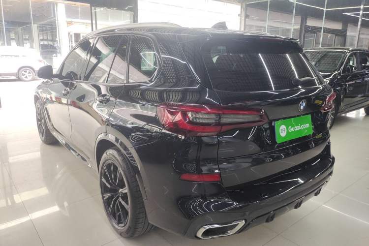 Used BMW X5 2021 Restyled xDrive40i M Sport Package Exterior 2
