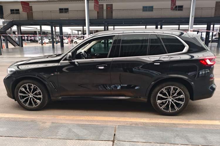 Used BMW X5 2021 Restyled xDrive30i M Sport Package Exterior 3