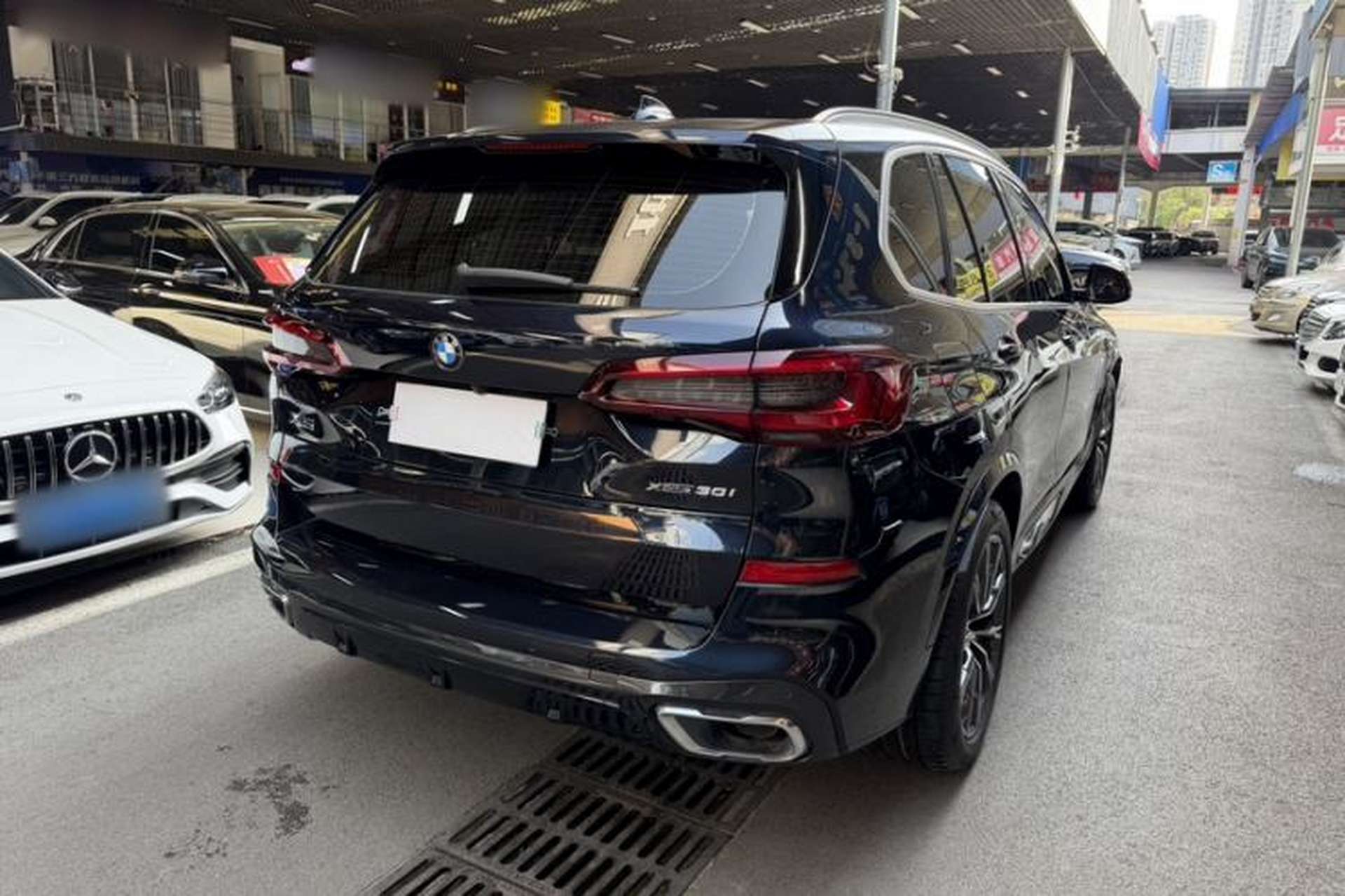 Used BMW X5 2021 xDrive30i M Sport Package Exterior 3
