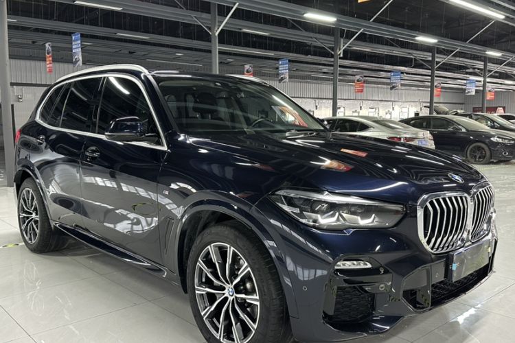Used BMW X5 2021 xDrive30i M Sport Package Exterior 4