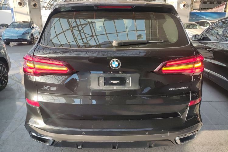 Used BMW X5 2021 Restyled xDrive40i M Sport Package Exterior 4