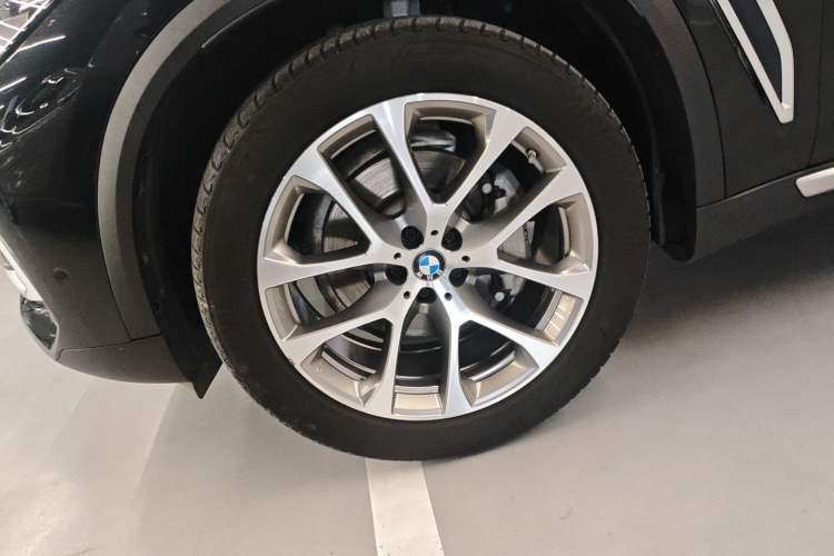 Used BMW X5 2021 xDrive30i X Design Package Exterior 4