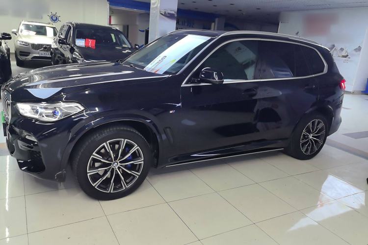 Used BMW X5 2021 xDrive40i M Sport Package Exterior 4