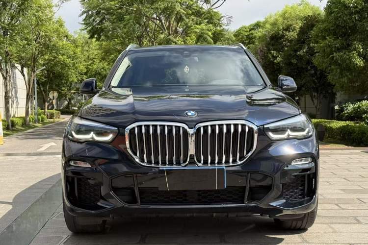 Used BMW X5 2021 xDrive30i M Sport Package Exterior 4