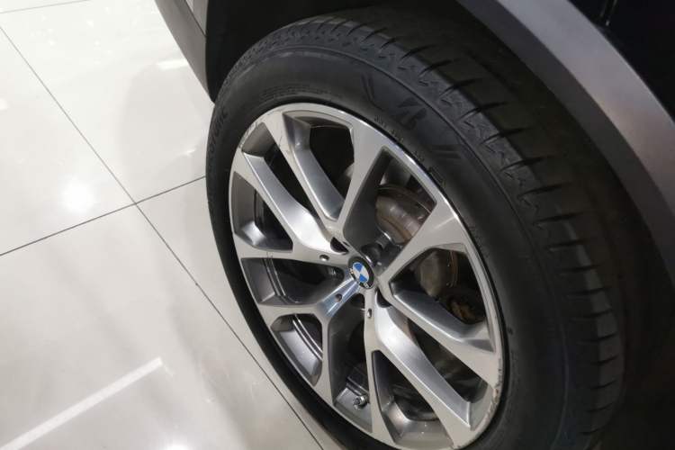 Used BMW X5 2021 xDrive30i X Design Package Exterior 5