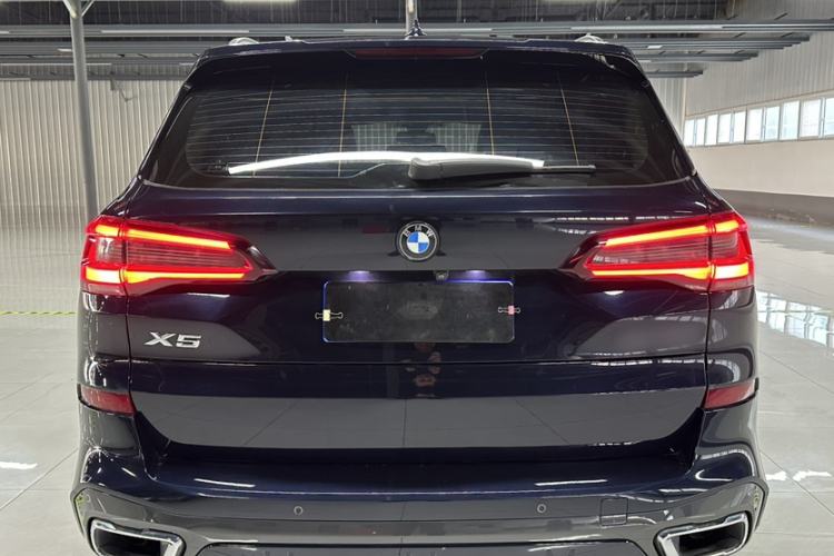 Used BMW X5 2021 xDrive30i M Sport Package Exterior 7