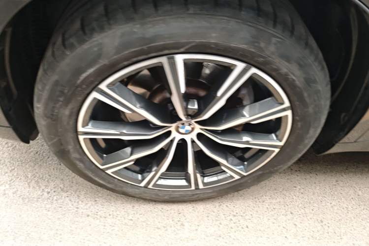 Used BMW X5 2021 Restyled xDrive30i M Sport Package Exterior 7