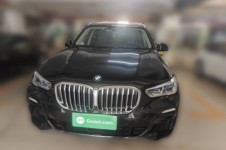 Used BMW X5 2021 xDrive40i Luxury Model with M Sport Package Front