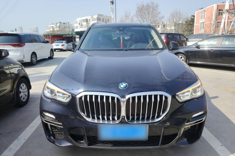 Used BMW X5 2021 xDrive40i M Sport Package Front