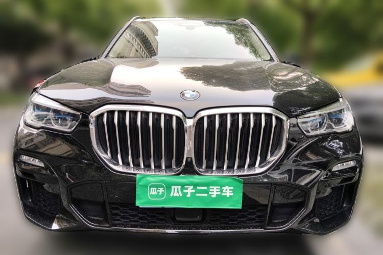 Used BMW X5 2021 xDrive40i Luxury Model with M Sport Package Front