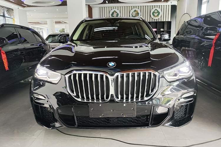 Used BMW X5 2021 xDrive30i M Sport Package Front